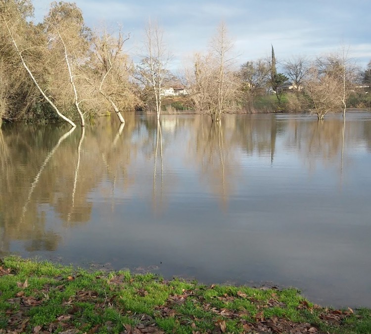 Riverdale Park and Fishing Access (Modesto,&nbspCA)